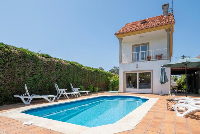 Major Beach and Lake