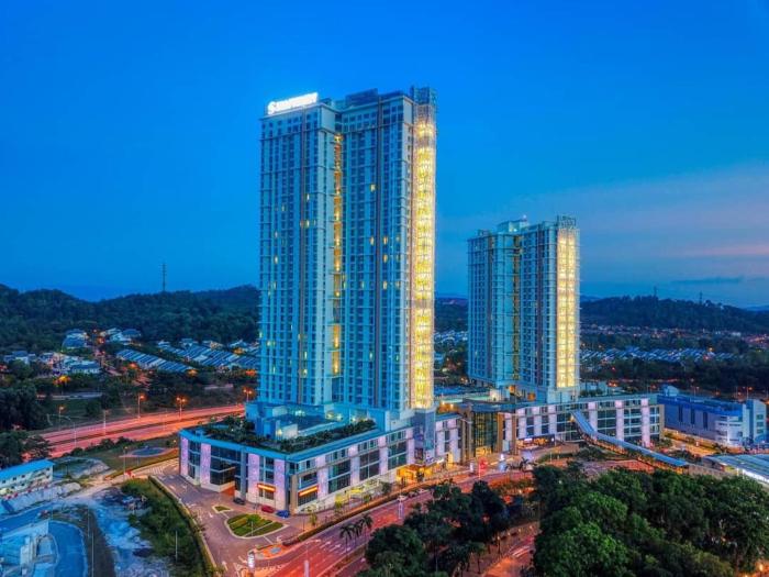 CYBERJAYA Shaftsbury Private Studio suites Free PARKING