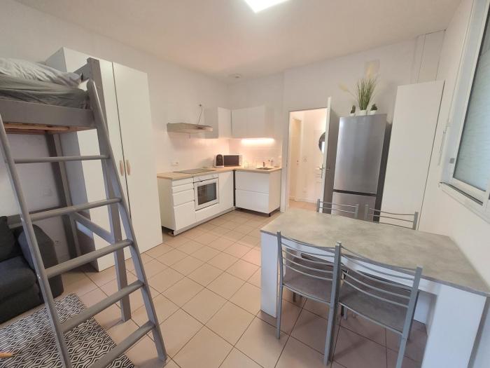 Appartement pieds dans leau