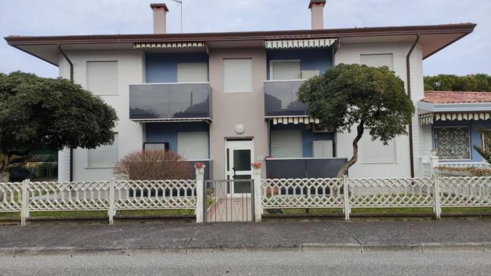 Comfortable flat near the beach and luna park