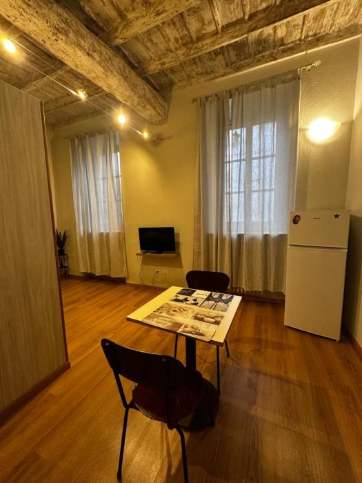 Oreno House Bed & Living