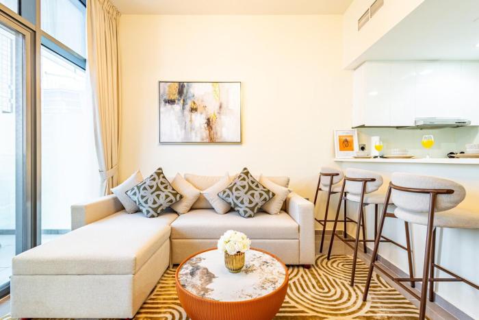 Lovely 1BR Business Bay near Metro - City Skyline Views