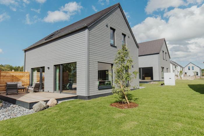 NEU "Rügen Resørt Sagard" großzügiges, gemütliches Familienhaus "Solveig" mit Terrasse