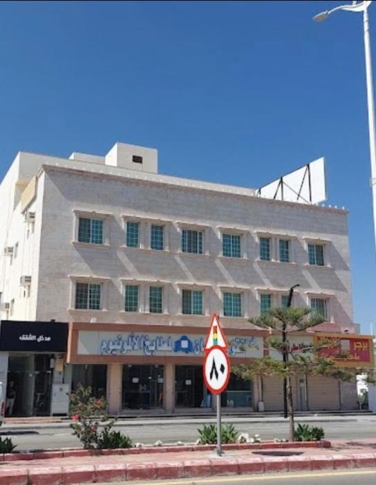 ليالي العزيزية للشقق المخدومة
