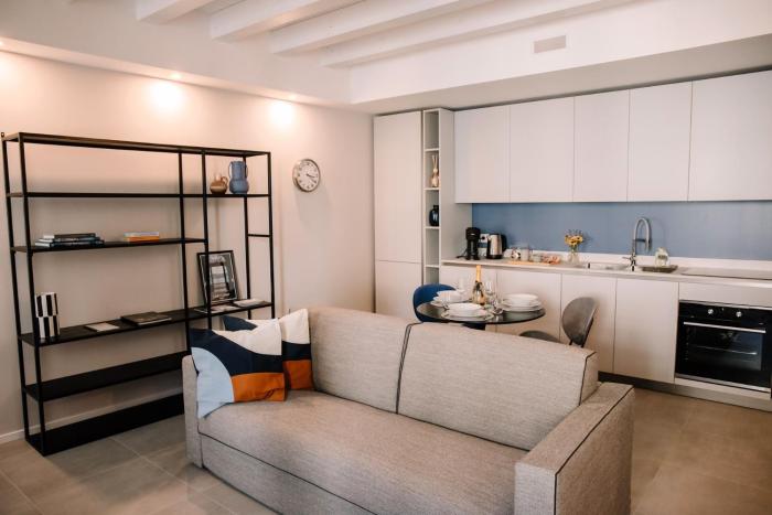 Elegant Beige Apartment - 5 Minutes from the Lake