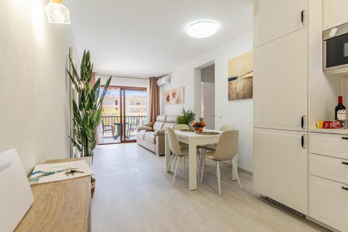 Bright seaside apartment in Los Cristianos - Achacay