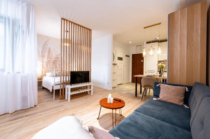 Grabiszyńska Studio - Balcony & Workspace - by Rentujemy