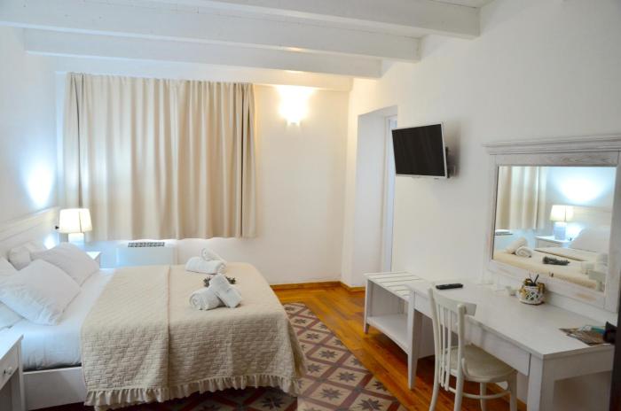 LAraucaria Guest House - Charming Rooms near Is Arutas and the Sinis Peninsula