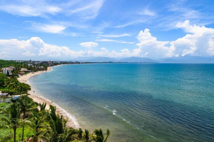 Beachfront - Spectacular Ocean Views