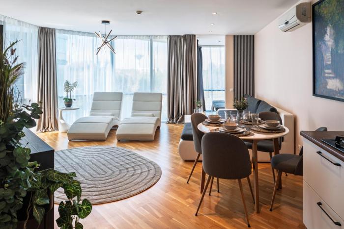 Elija, Šventoji, Nuostabūs aprtamentai, adresu 62 Mokyklos gatvė 2, 00303, Šventoji