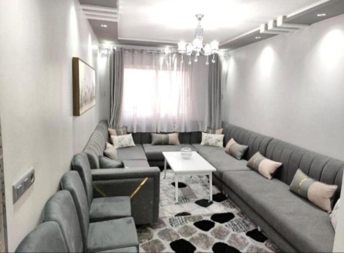 Appartement moderne climatisé avec bonne proximité S2