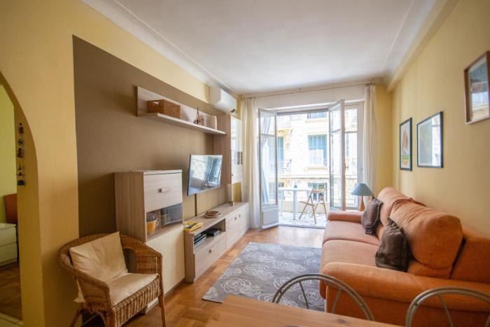 Joli 2 pièces climatisé à 150m de la plage