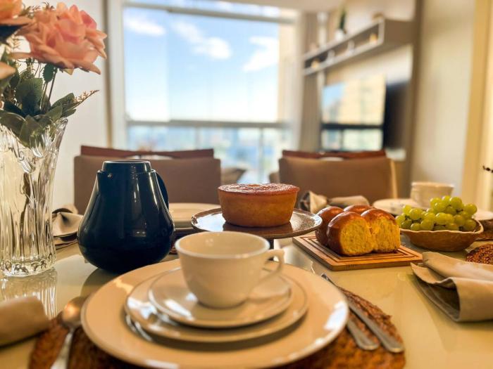 Piscina, 2 vagas, 2 quadras do mar