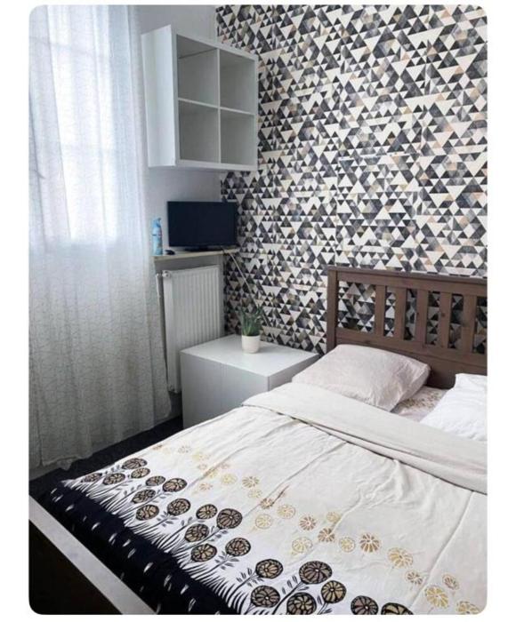 Private Room near Paris