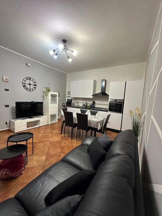 Nest of the Lakes - Between Maggiore, Monate and Comabbio