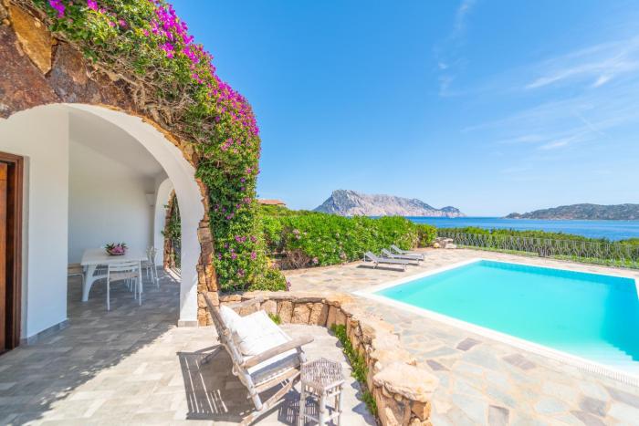 Mystral by DomusAway