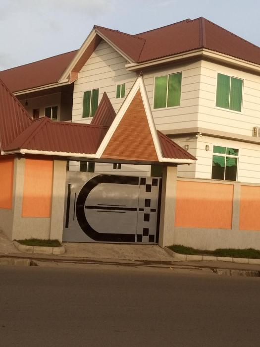 Crown Villa Homestay Arusha