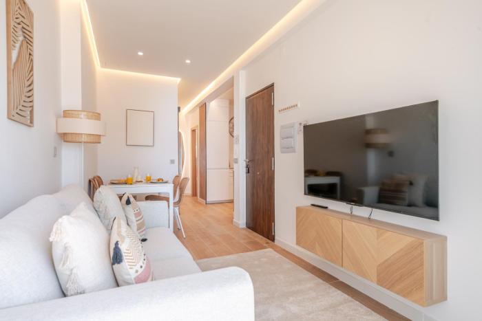 Sandora Breeze by Seareen