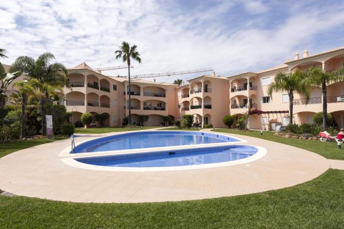 Praia Village III - Peaceful condominium by HD
