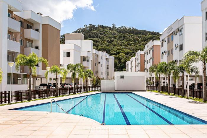 Ap c Churrasq. e Piscina em Canasvieiras RPC0305