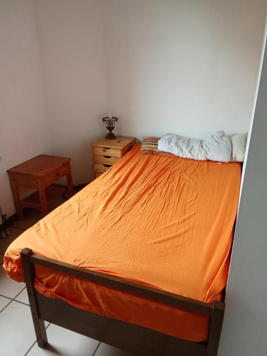 Chambre room in appartement