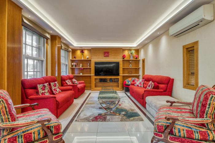 Spacious 3BR Flat with AC 3 Ensuite Bidets Near Selfridges and Hyde Park