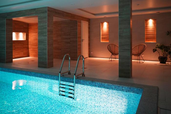 Villa Örnberget - Lakeview Luxury with Private Indoor Pool