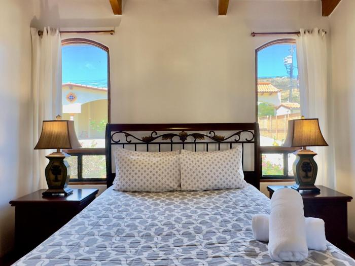 Puerto Nuevo Surf Casita Sonrisa 1 BR with pool