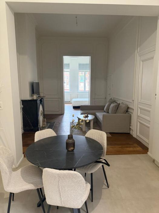 Luxury Riverfront Apartment near La Meuse