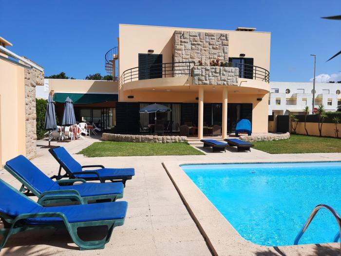 Seabreeze Villa Esposende -10 pax, piscina, praia a 100m