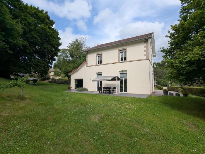 Maison de campagne tout confort avec jardin, à 15 min dÉpinal, idéale pour familles et randonneurs - FR-1-589-372