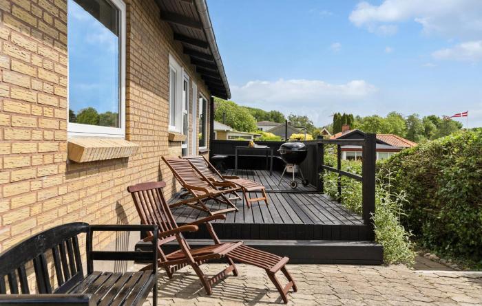 4 Bedroom Gorgeous Home In Gråsten