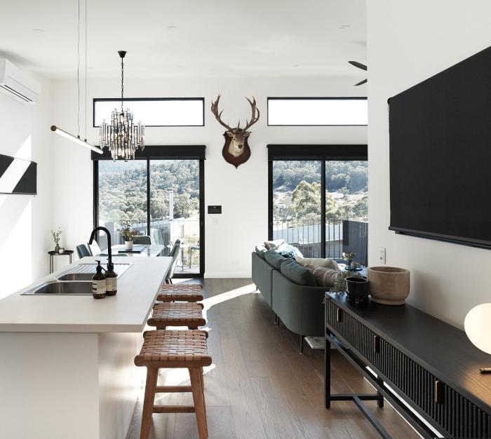 PISTE LUXURY CHALET - THE PETITE - Oaks Lake Crackenback Resort