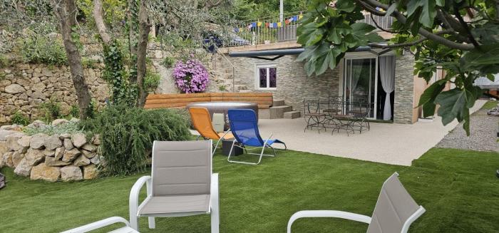 Appartement dans villa 4 personnes avec jacuzzi au calme