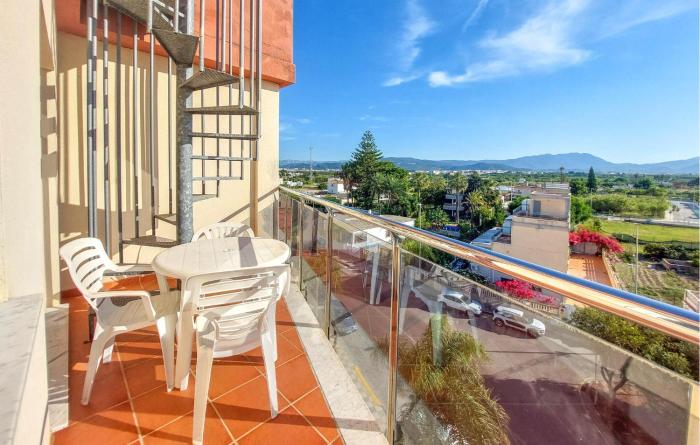 Awesome Apartment In Bellreguard