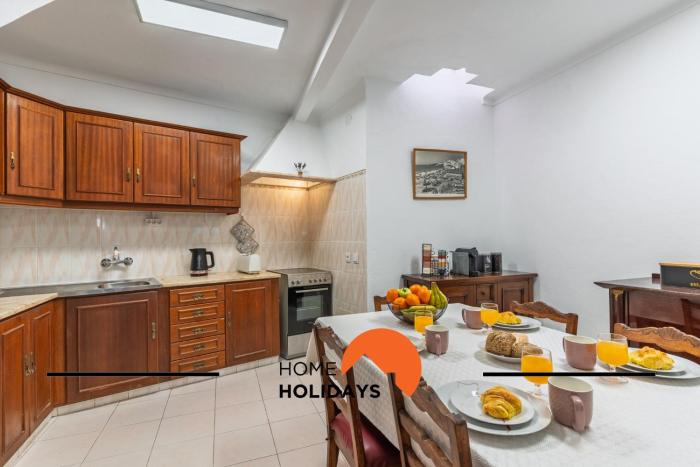 #306 Rua do Saco 11 by Home Holidays