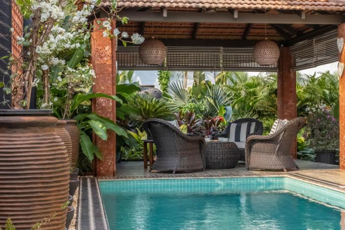 Dacha - Super Luxury 4bhk villa with pool