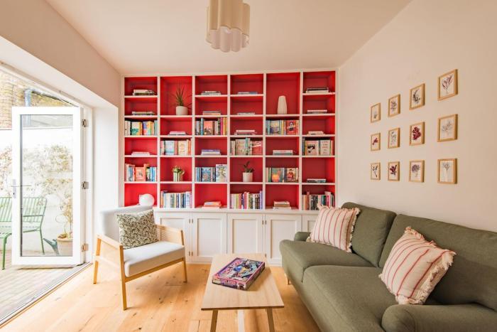 The Watchmakers House by Keepers Cottages