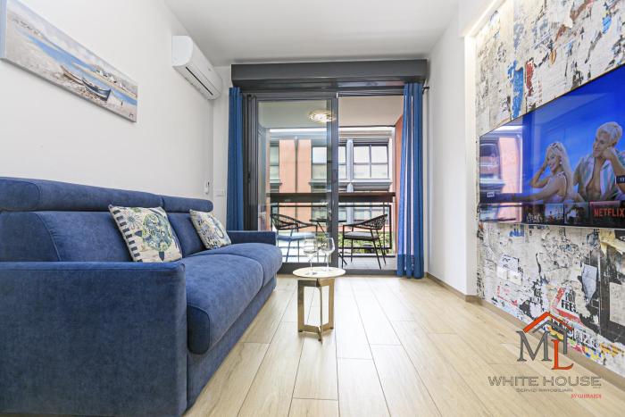 Glicine house Aquarium by ML WHITE HOUSE