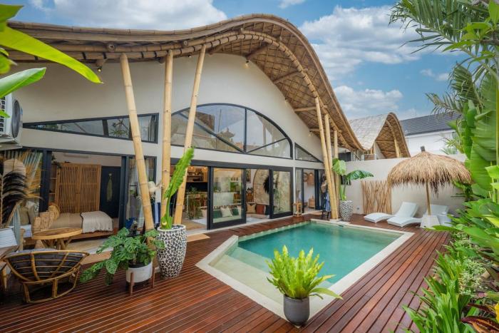 Villa Bergaya 2BR Brand New Oasis in Berawa