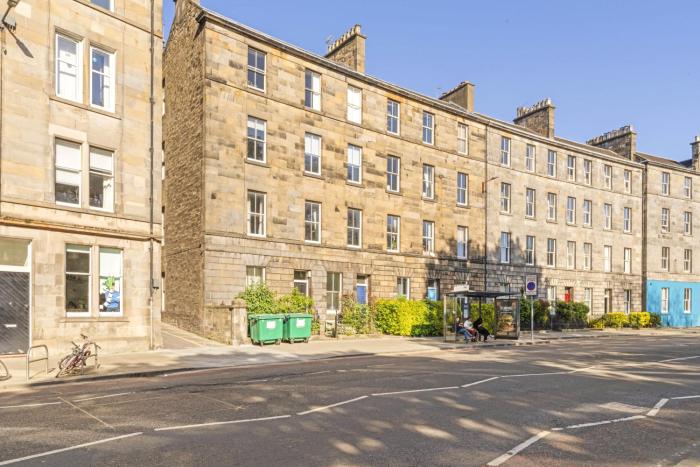 Hope Park 3 Bedroom Apartment - Edinburgh