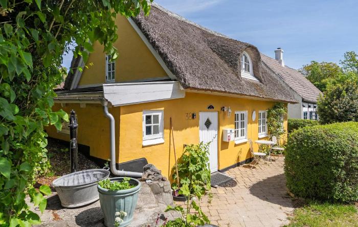 Charming Home In Samsø With 1 Bedroom