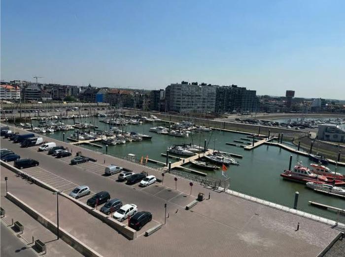 Luxury 2-bedroom apartment with marina views in Blankenberge T205