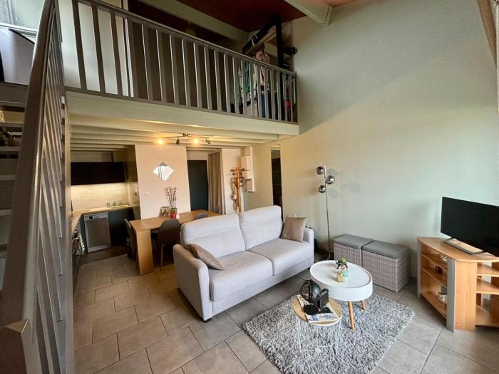 Le Donjon - Agréable T2 centre ville - parking gratuit 2 min -