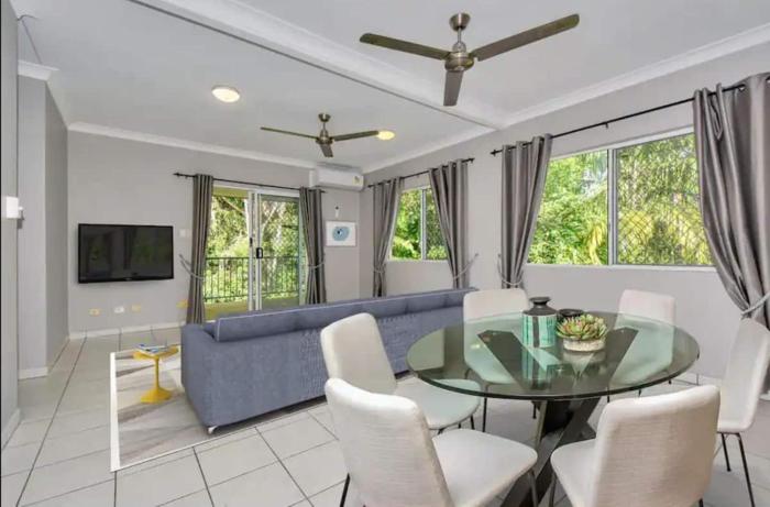 The Palms! AC 3 bedroom comfort