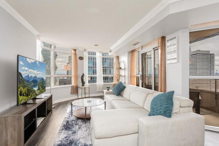 Sky Retreat | 2BR-2BA High Floor | 180° City View