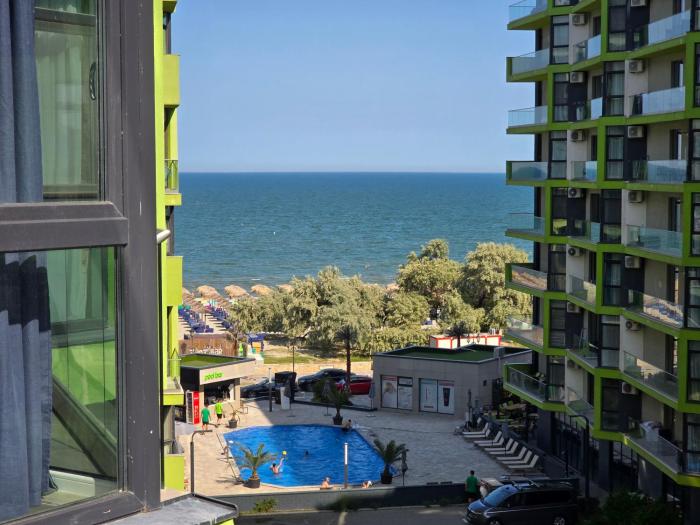 H2O Studio Beach Pool & SPA