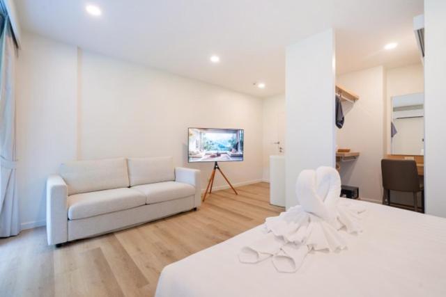 Zcape X2 Condo in Bang Tao