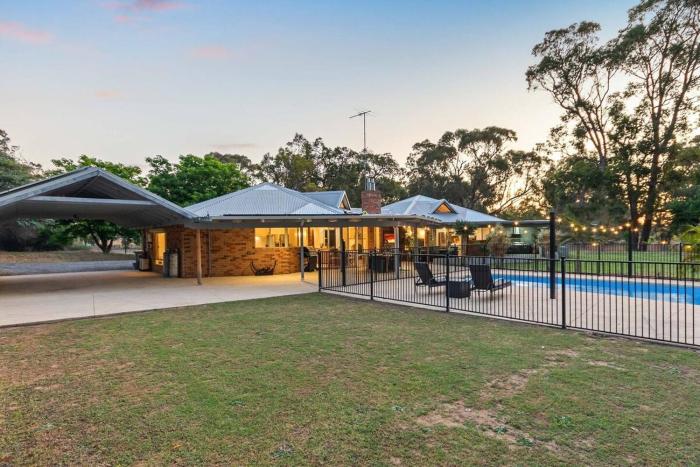 Herron Farm Stay Family Fun and Country Comfort