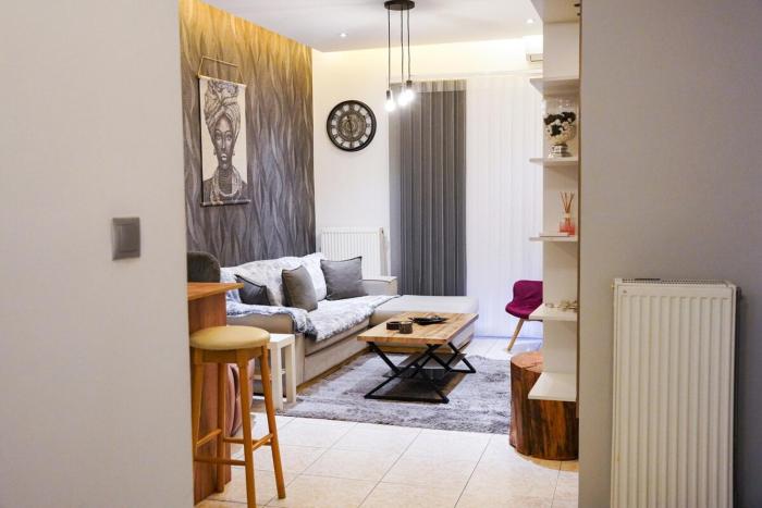 Fully renovated and comfortable apartment!